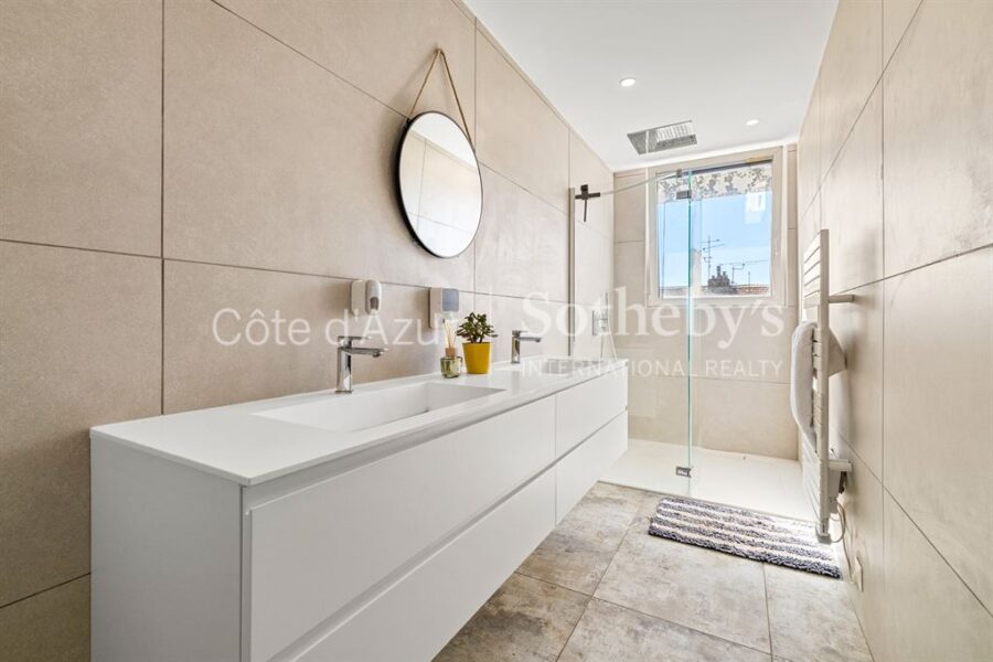 Appartement à vendre à Nice — Vue sur la ville — photo 20