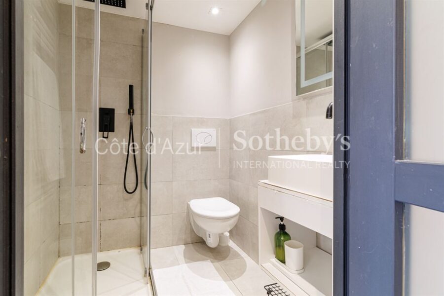 Appartement à vendre à Nice — Vue sur la ville — photo 4