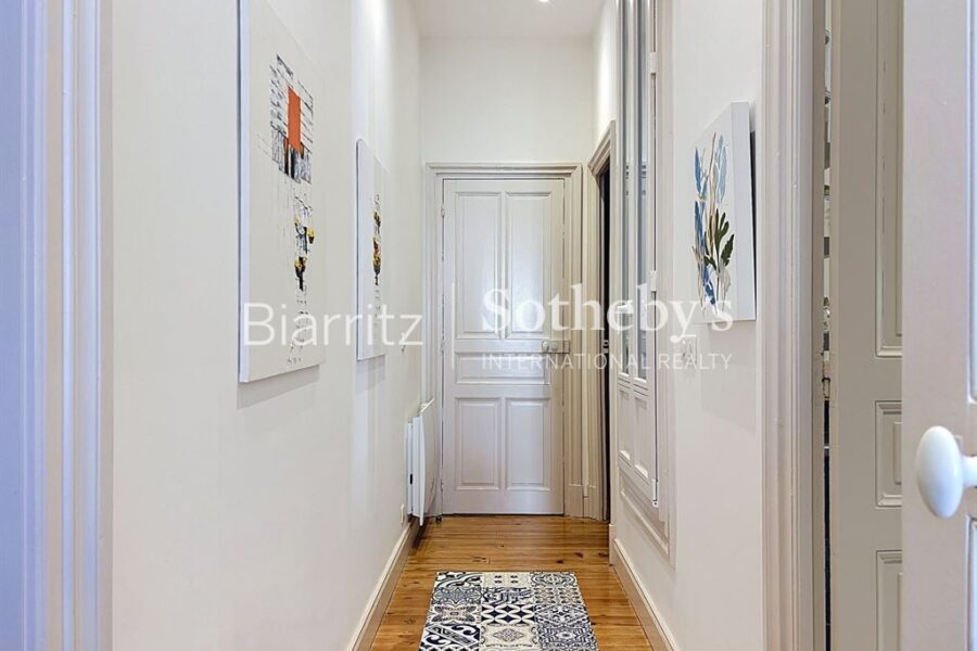Appartement à vendre à Biarritz — Vue sur la ville — photo 7
