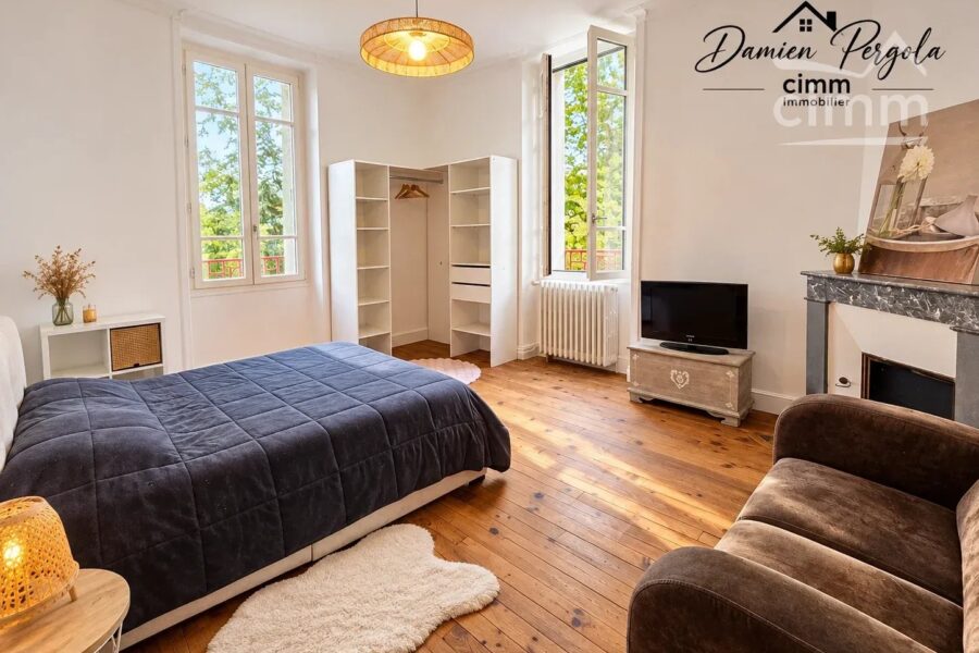 Maison à vendre à Terrasson-Lavilledieu — Vue parc & jardin — photo 9