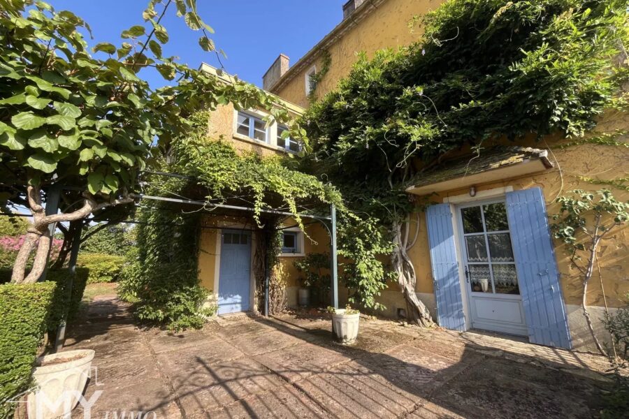 Maison à vendre à Saint-Antoine-de-Breuilh — Vue parc & jardin — photo 2