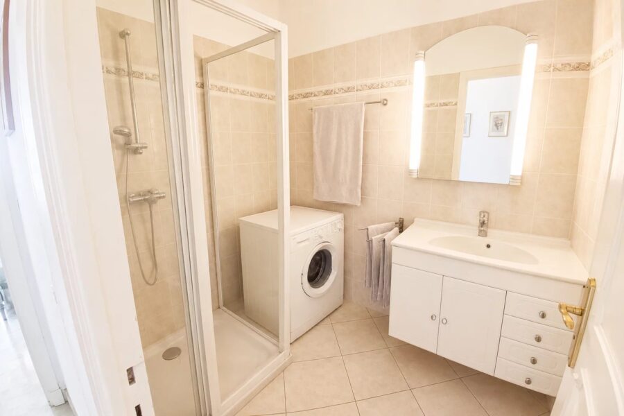Appartement à vendre à Beaulieu-sur-Mer — Vue mer — photo 5