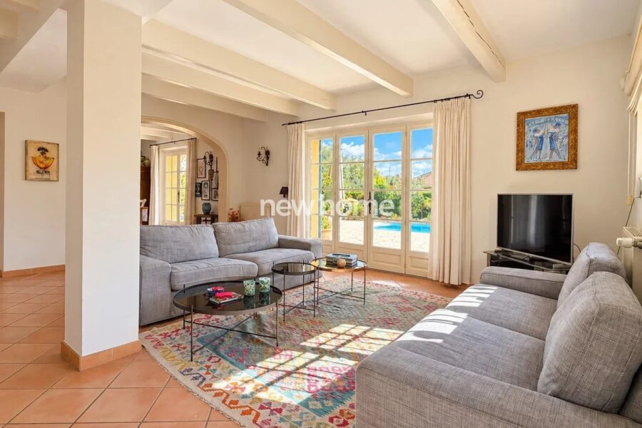 Maison à vendre à Tourrettes — Vue montagne — photo 7