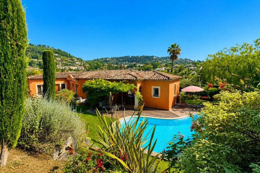 Maison à vendre à La Colle-sur-Loup — Vue nature — photo 2