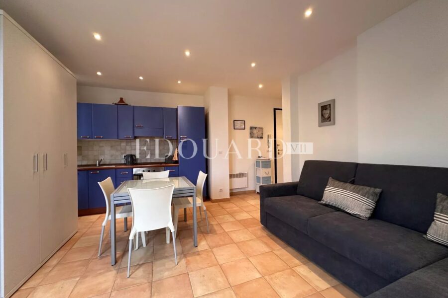 Appartement à vendre à Menton — Vue sur la ville — photo 7