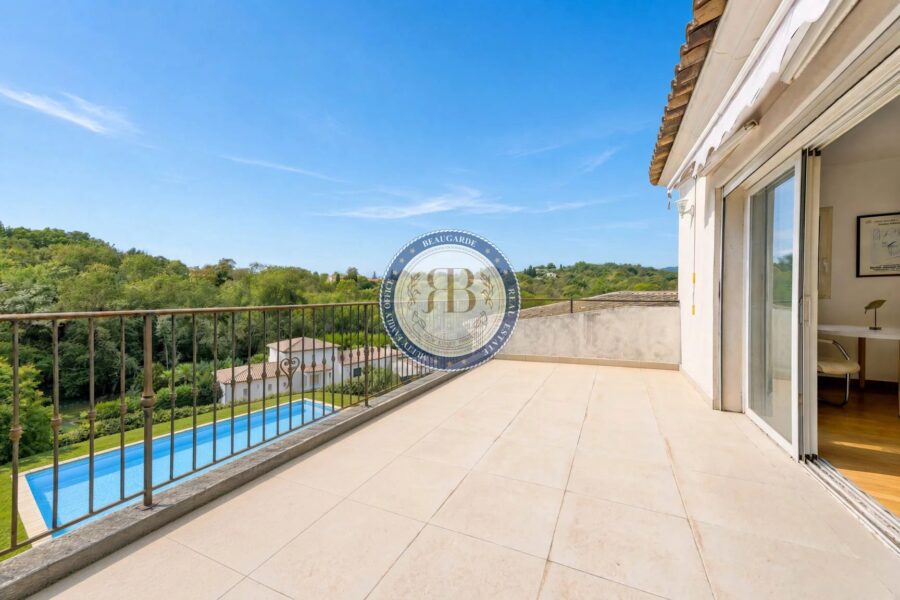Maison à vendre à Châteauneuf-Grasse — Vue montagne — photo 1