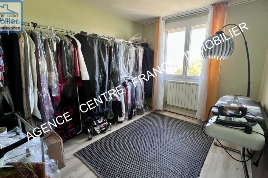 Appartement à vendre à Bourges — Vue parc & jardin — photo 6