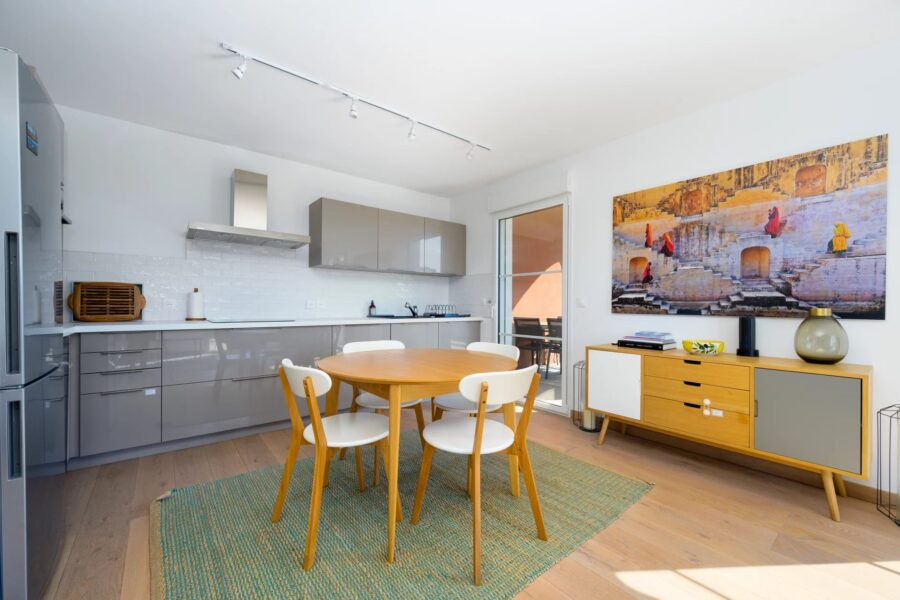 Appartement à vendre à Roquefort-les-Pins — Vue mer — photo 5