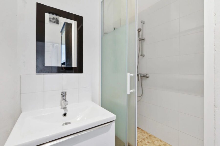 Appartement à vendre à Paris 16e arrondissement — Vue sur la ville — photo 8