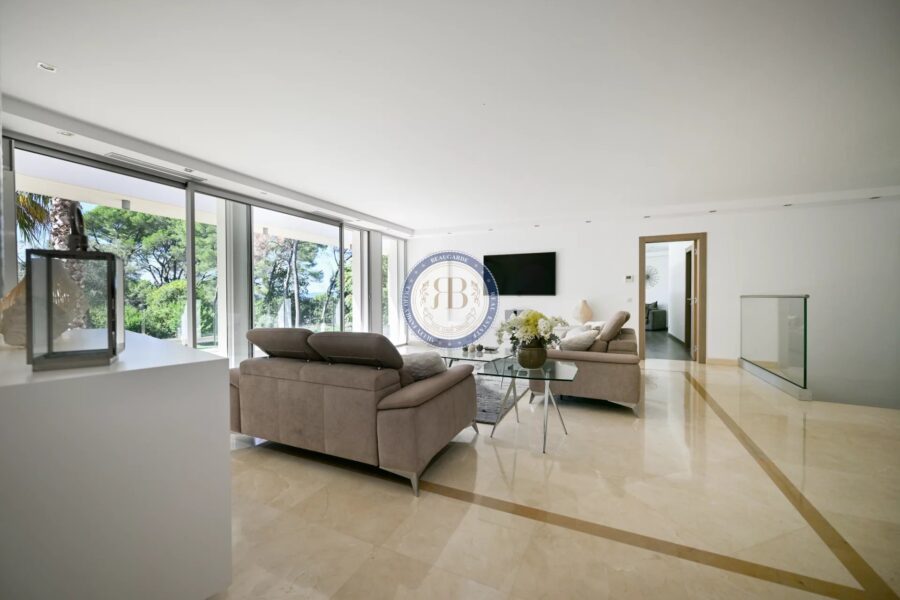 Maison à vendre à Mougins — Vue parc & jardin — photo 1