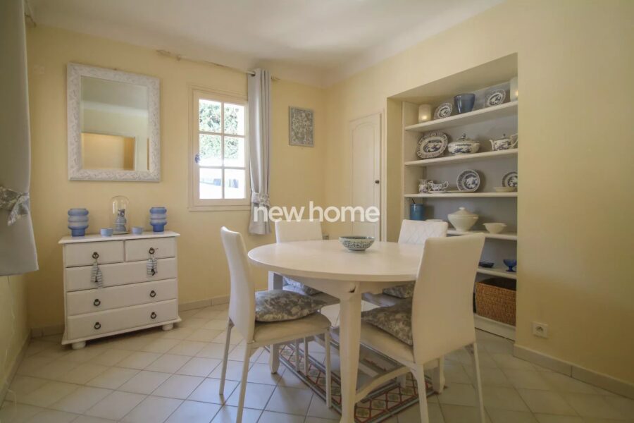 Maison à vendre à Saint-Raphaël — Vue golf — photo 19