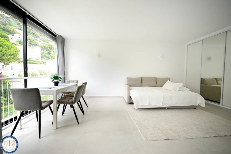Appartement à vendre à Beaulieu-sur-Mer — Vue montagne — photo 7