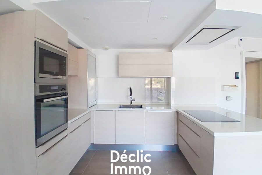 Appartement à vendre à Châteauneuf-Grasse — Vue mer — photo 2