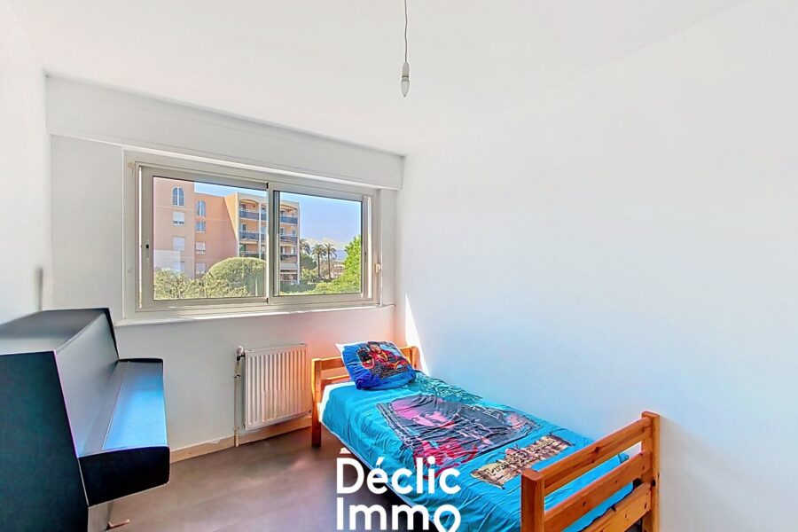 Appartement à vendre à Antibes — Vue mer — photo 8