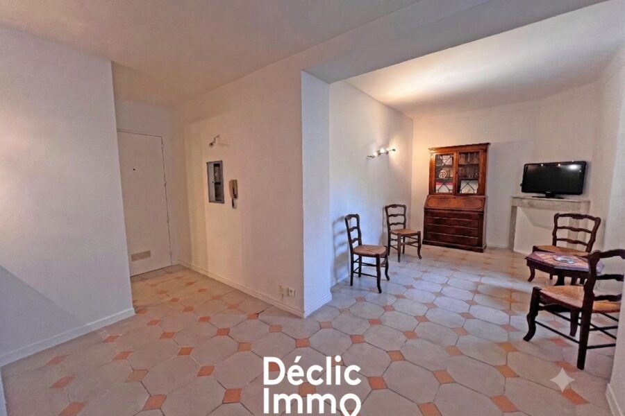 Appartement à vendre à Grasse — Vue sur la ville — photo 8