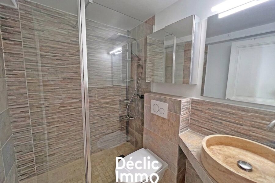 Appartement à vendre à Grasse — Vue sur la ville — photo 5