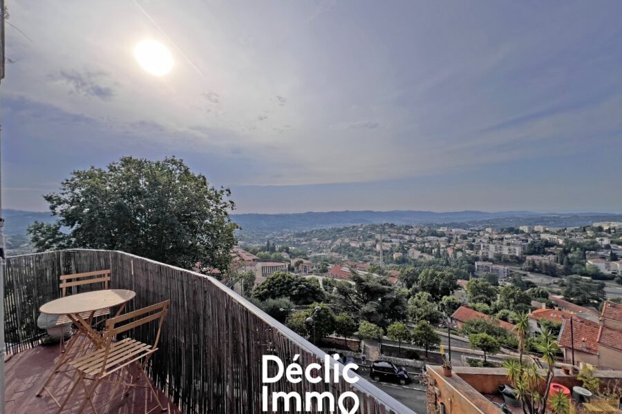 Appartement à vendre à Grasse — Vue sur la ville — photo 1