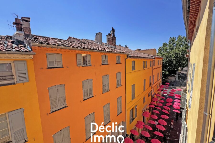 Appartement à vendre à Grasse — Vue sur la ville — photo 1