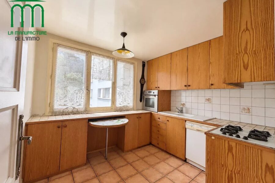 Appartement à vendre à Saint-Étienne — Vue sur la ville — photo 6