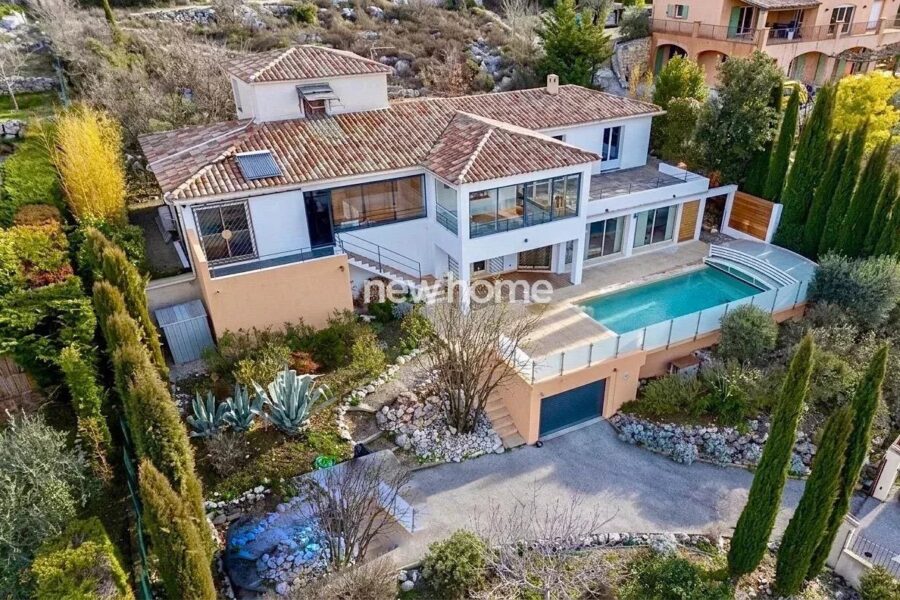 Maison à vendre à Saint-Vallier-de-Thiey — Vue mer — photo 2