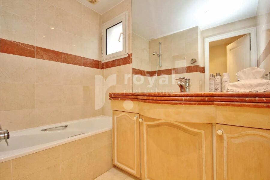 Maison à vendre à Mougins — Vue golf — photo 17