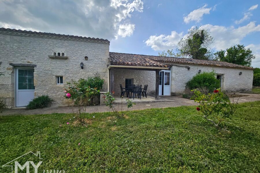 Maison à vendre à Les Lèves-et-Thoumeyragues — Vue montagne — photo 7