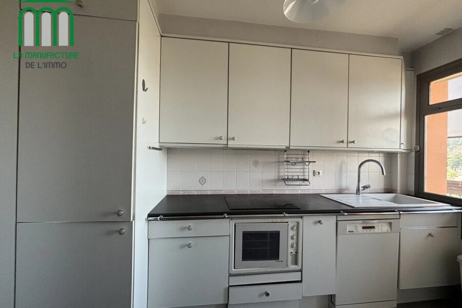 Appartement à vendre à Saint-Étienne — Vue sur la ville — photo 3
