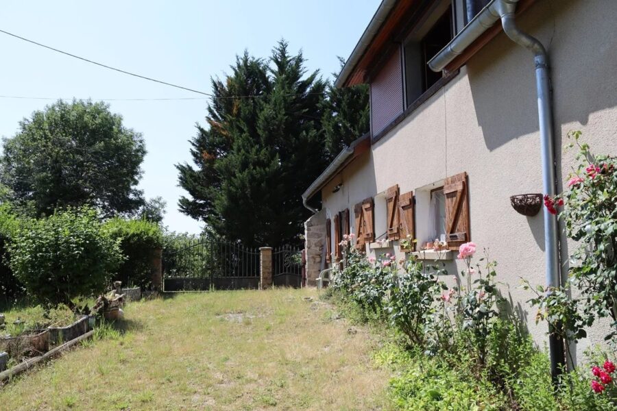 Maison à vendre à Saint-Didier-sur-Arroux — Vue montagne — photo 26