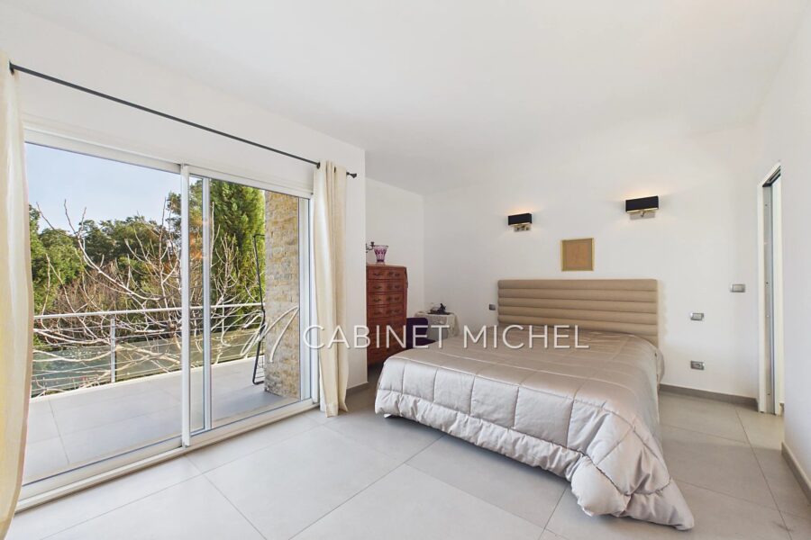 Maison à vendre à Le Rouret — Vue montagne — photo 15
