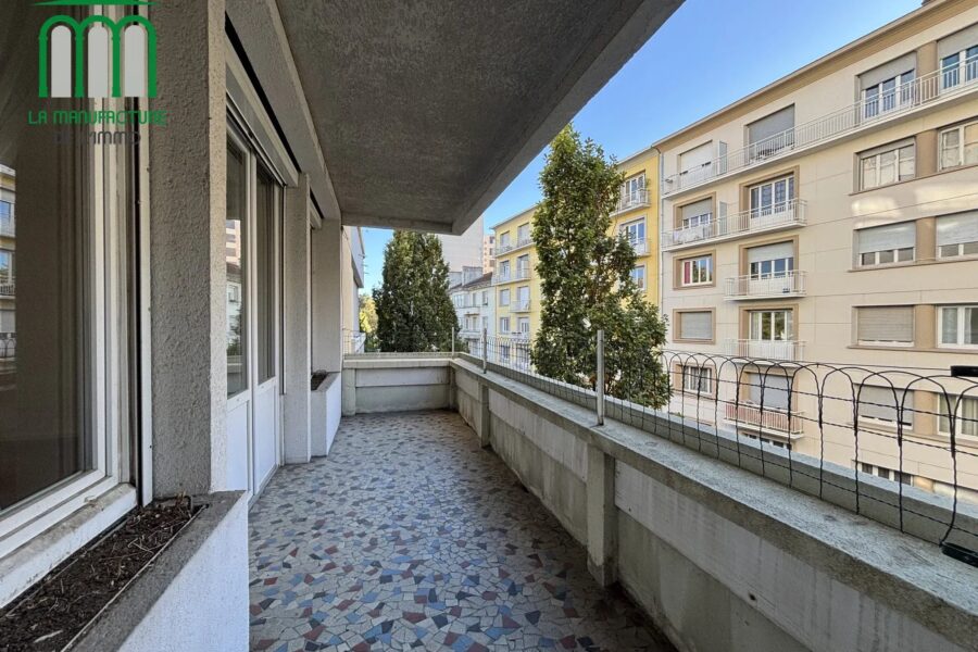Appartement à vendre à Saint-Étienne — Vue sur la ville — photo 10