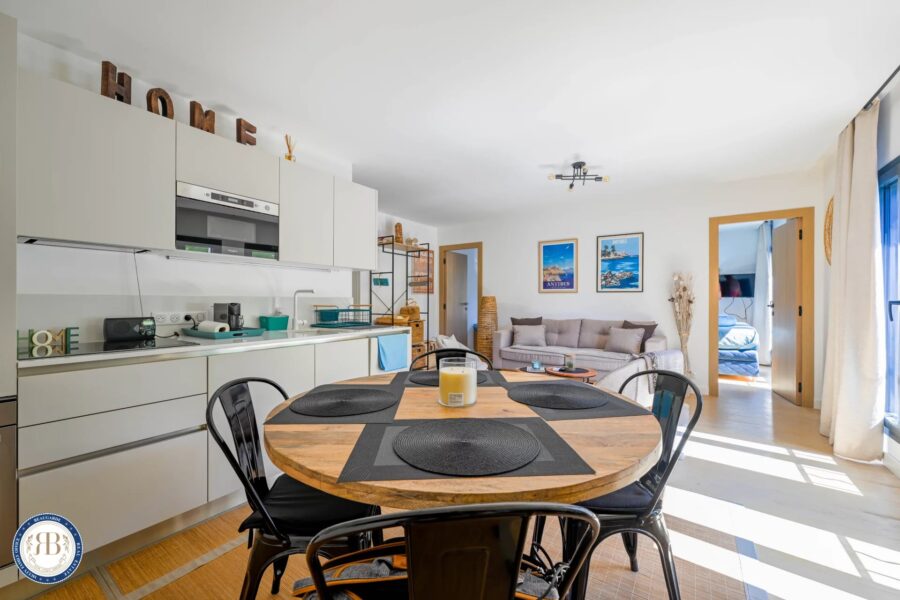 Appartement à vendre à Antibes — Vue sur la ville — photo 4