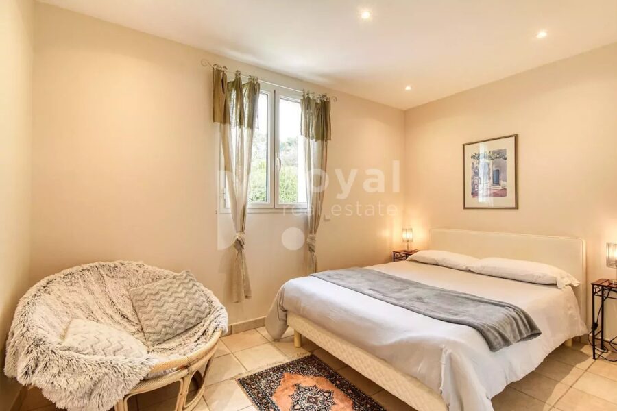 Maison à vendre à Mougins — Vue montagne — photo 18