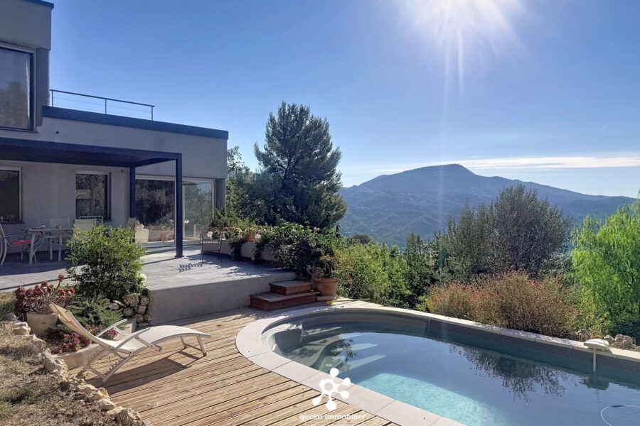 Maison à vendre à Carros — Vue montagne — photo 1