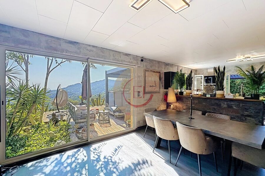 Maison à vendre à Les Adrets-de-l&rsquo;Estérel — Vue mer — photo 8