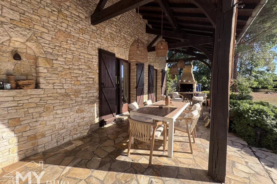 Maison à vendre à Pineuilh — Vue parc & jardin — photo 24