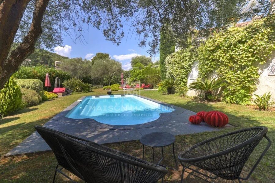 Maison à vendre à La Roquette-sur-Var — Vue montagne — photo 36