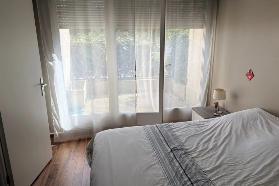 Appartement à vendre à Montigny-le-Bretonneux — Vue parc & jardin — photo 9