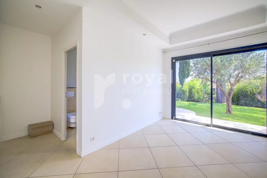 Maison à vendre à Mougins — Vue parc & jardin — photo 9