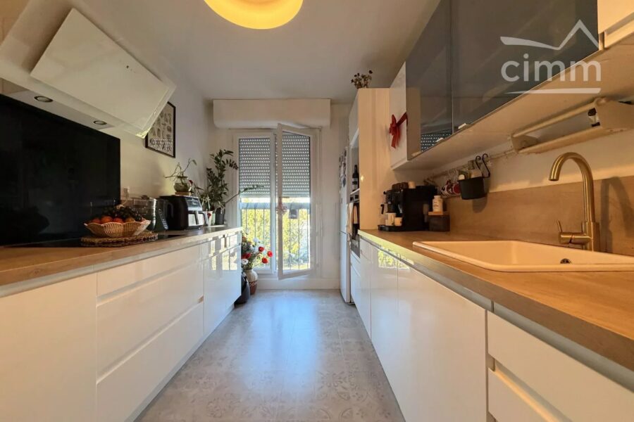 Appartement à vendre à Blois — Vue sur la ville — photo 5