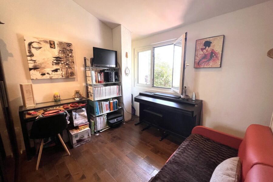 Terrain à vendre à Biot — Vue montagne — photo 16