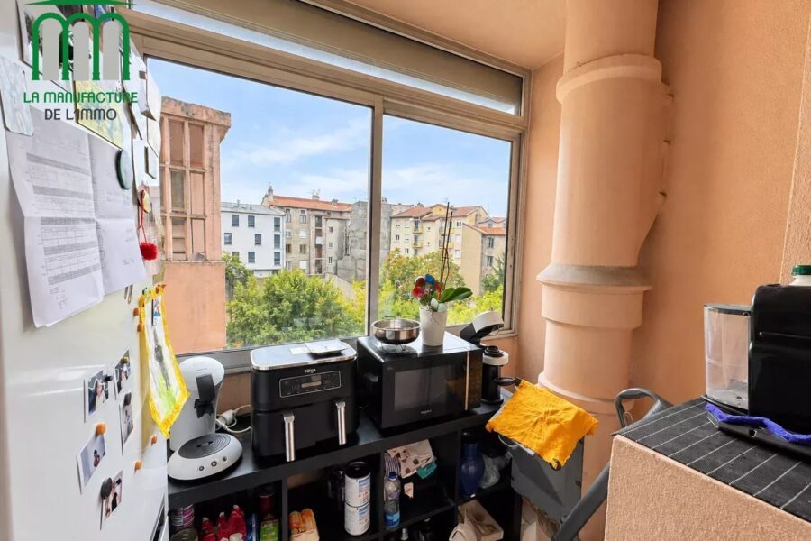 Appartement à vendre à Saint-Étienne — Vue sur la ville — photo 16