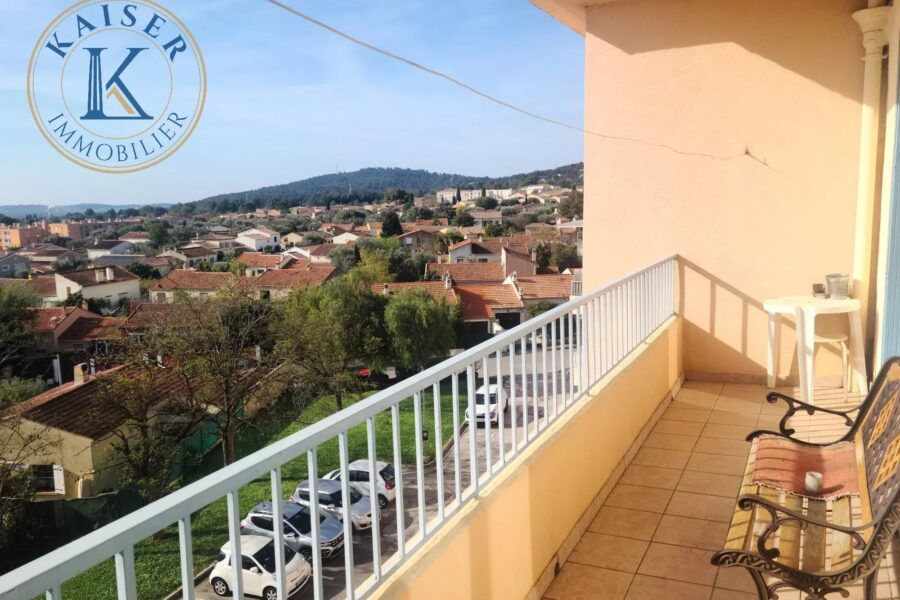 Appartement à vendre à La Farlède — Vue sur la ville — photo 2