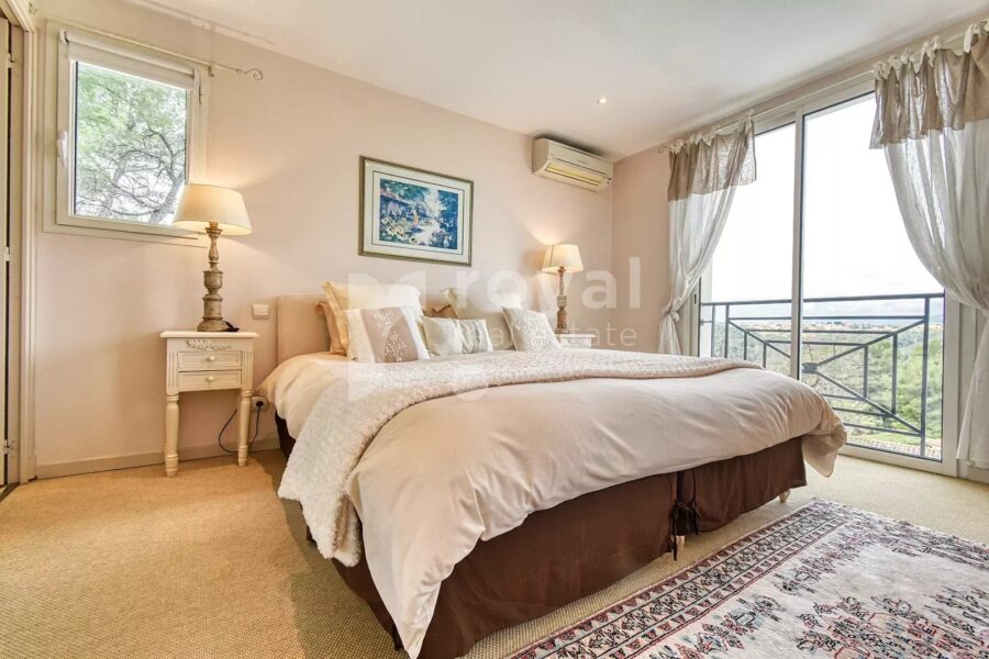 Maison à vendre à Mougins — Vue montagne — photo 10