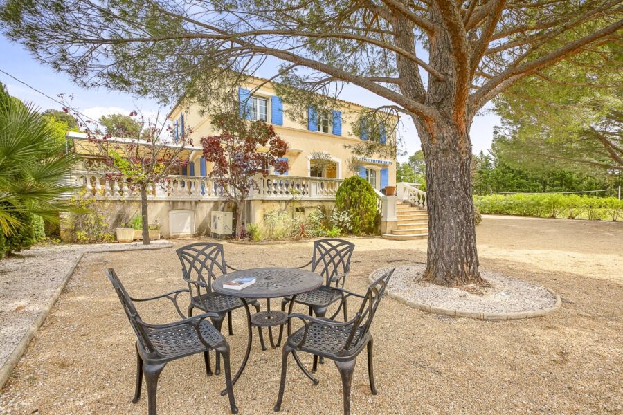 Maison à vendre à Draguignan — Vue parc & jardin — photo 14