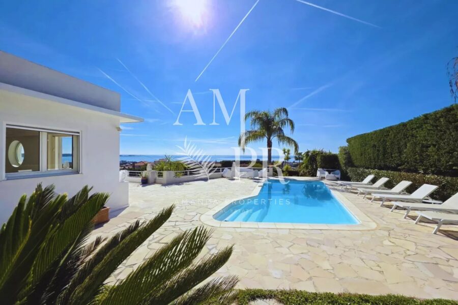 Maison à vendre à Vallauris — Vue mer — photo 8