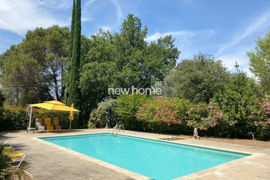 Maison à vendre à Lorgues — Vue parc & jardin — photo 1