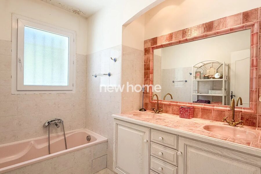 Maison à vendre à Entrecasteaux — Vue parc & jardin — photo 25