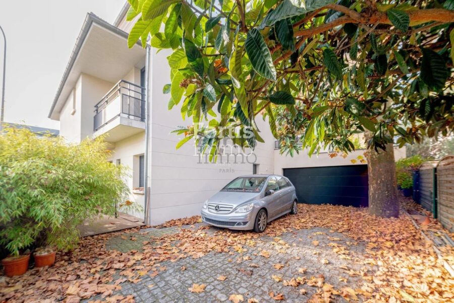 Maison à vendre à Bois-Colombes — Vue parc & jardin — photo 34