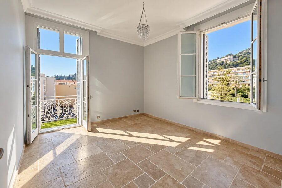 Appartement à vendre à Beaulieu-sur-Mer — Vue mer — photo 9