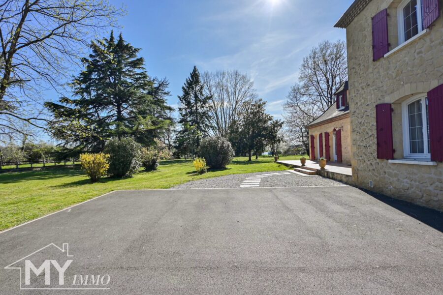 Maison à vendre à Saint-Antoine-de-Breuilh — Vue nature — photo 3